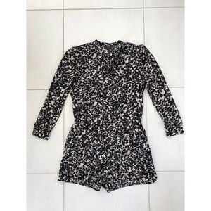 Ann Taylor LOFT floral long sleeve rompers Sz 8